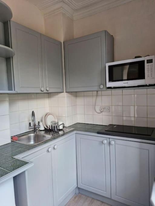 Bright Studio Apartment In A Perfect Location Londyn Zewnętrze zdjęcie